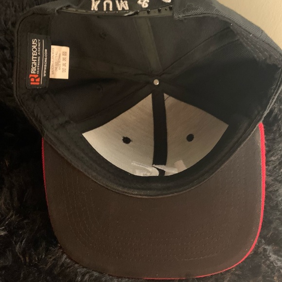 Kum&Go red/black flat brim - Picture 5 of 6